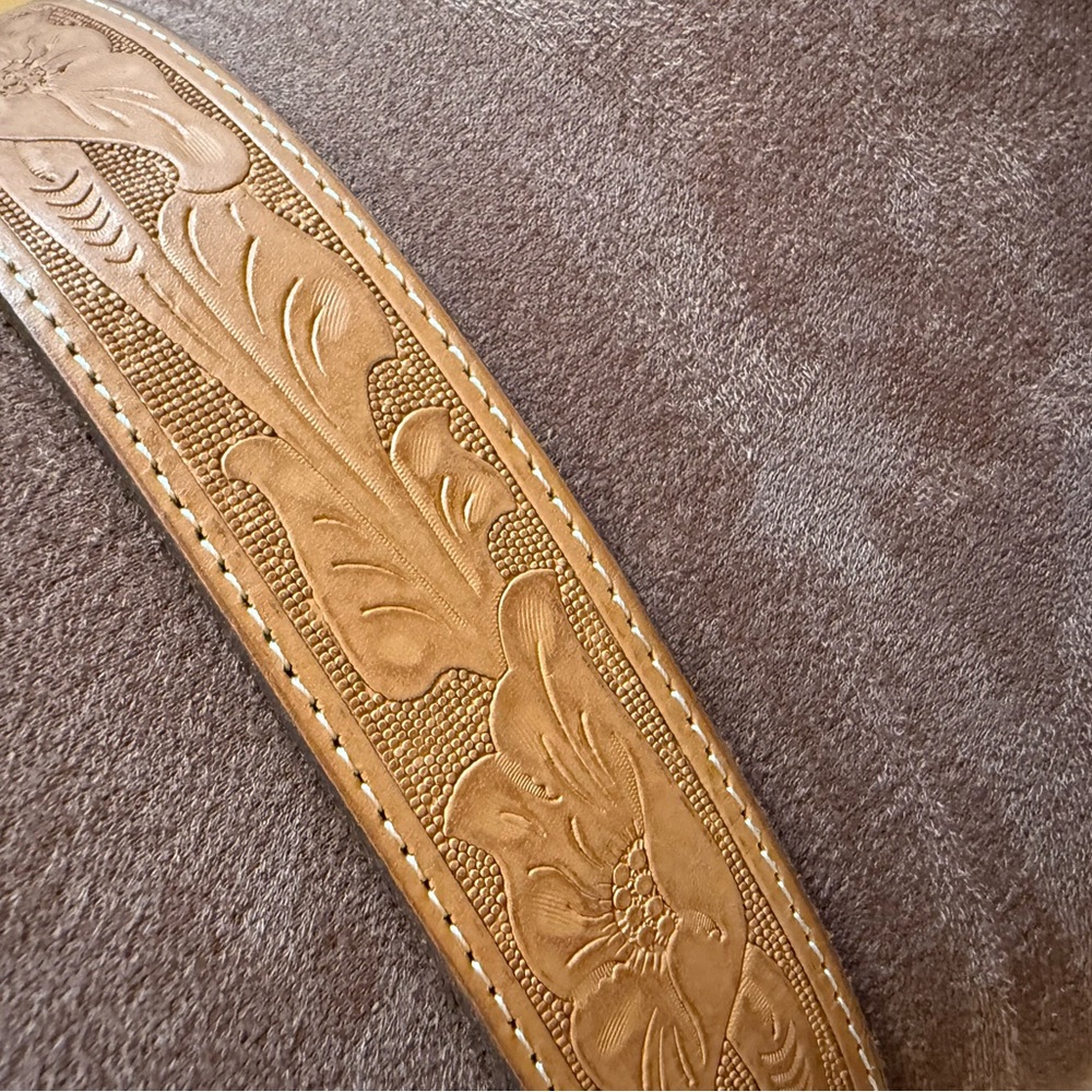 American Eagle Genuine Leather Belt Size XS - Picture 6 of 7